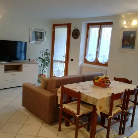 Borgo Antico * Oliveto Lario