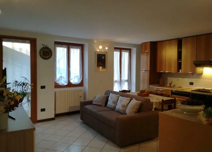 Borgo Antico Oliveto Lario