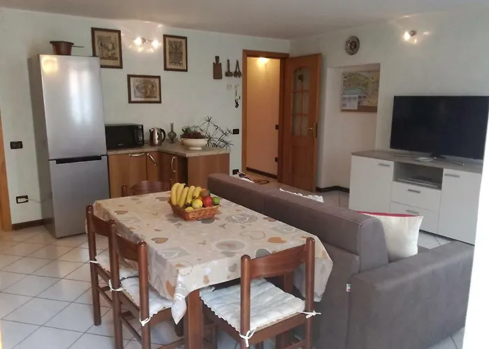 Borgo Antico * Oliveto Lario